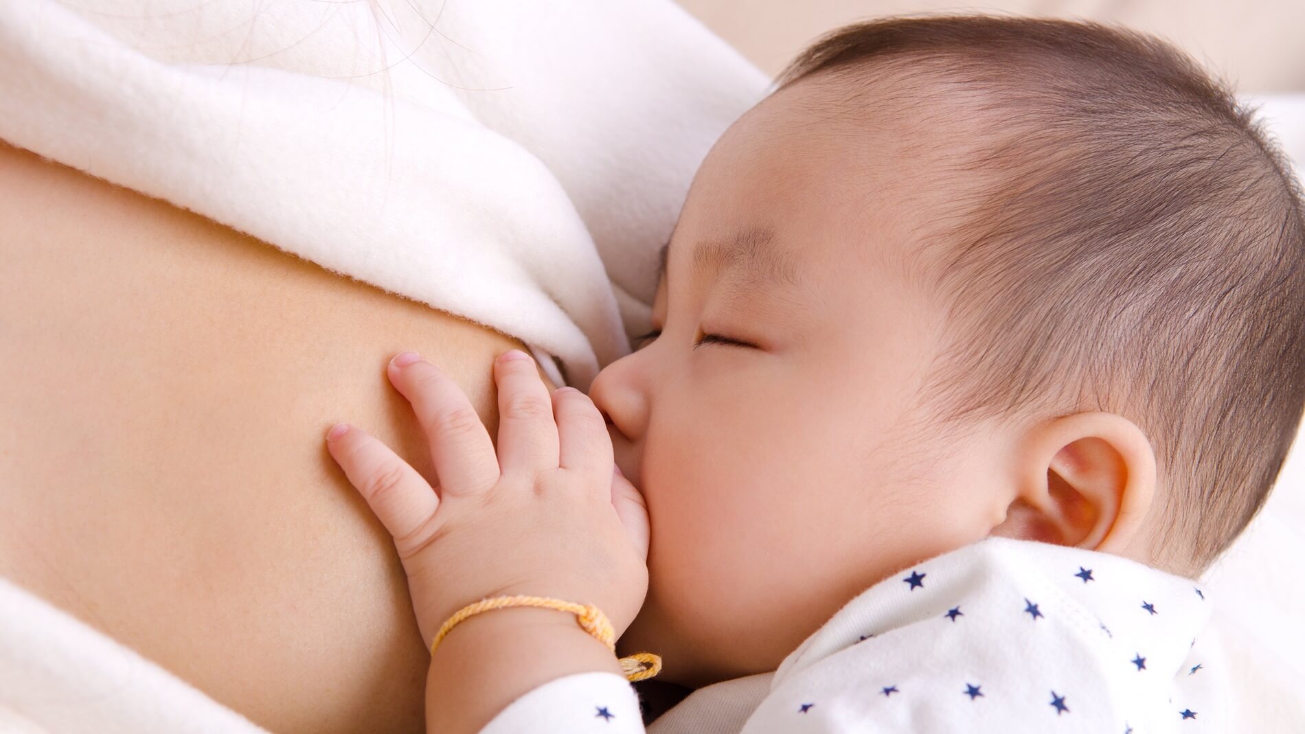 Phải làm thế nào để chữa cảm cúm cho trẻ sơ sinh 1 tháng tuổi? 2